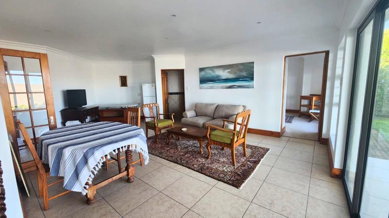 To Let 4 Bedroom Property for Rent in Mossel Bay Golf Estate Western Cape